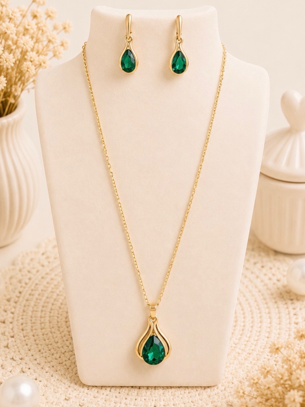 Gold-Tone Emerald Green Teardrop Stone Pendant Necklace and Earring Set-NWOT